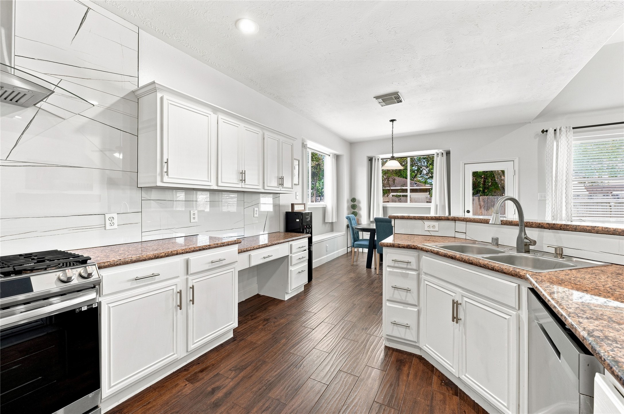 3003 Rancher Hollow Court Property Photo 11