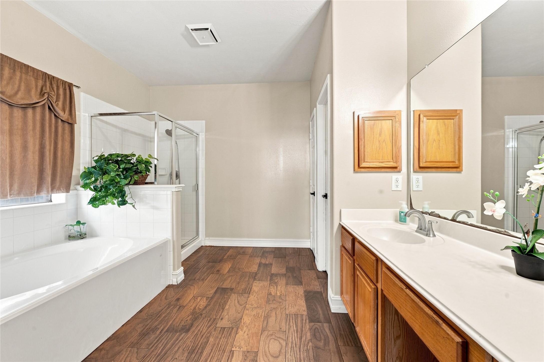 3003 Rancher Hollow Court Property Photo 16
