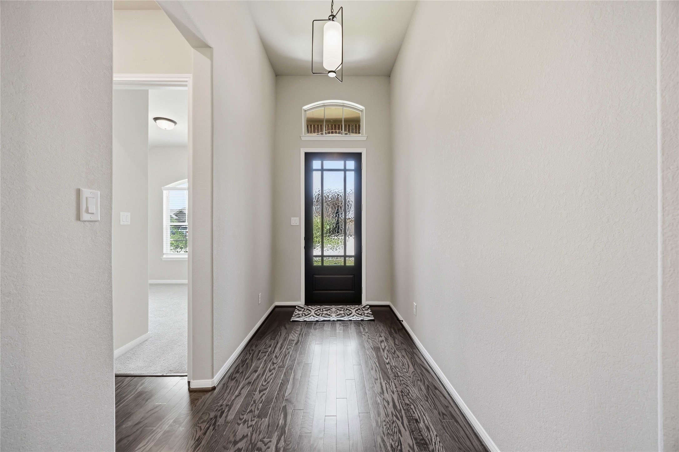 15538 Blue Lake Drive Property Photo 4