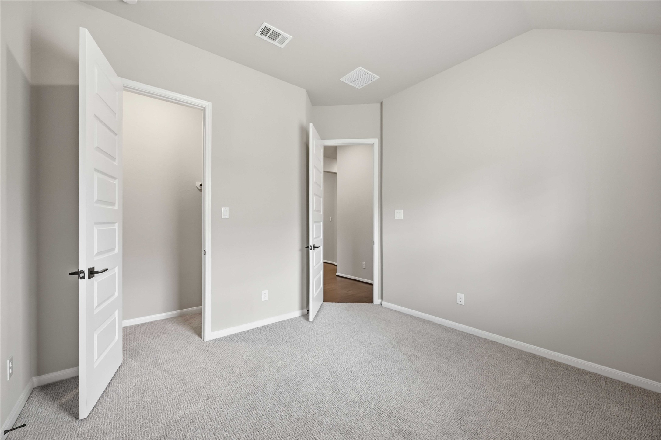 15538 Blue Lake Drive Property Photo 23