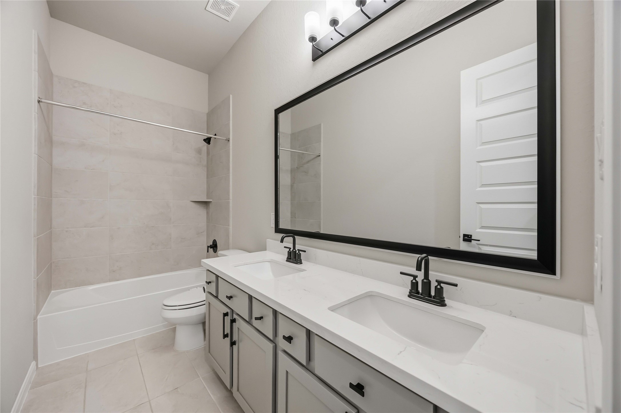 15538 Blue Lake Drive Property Photo 25