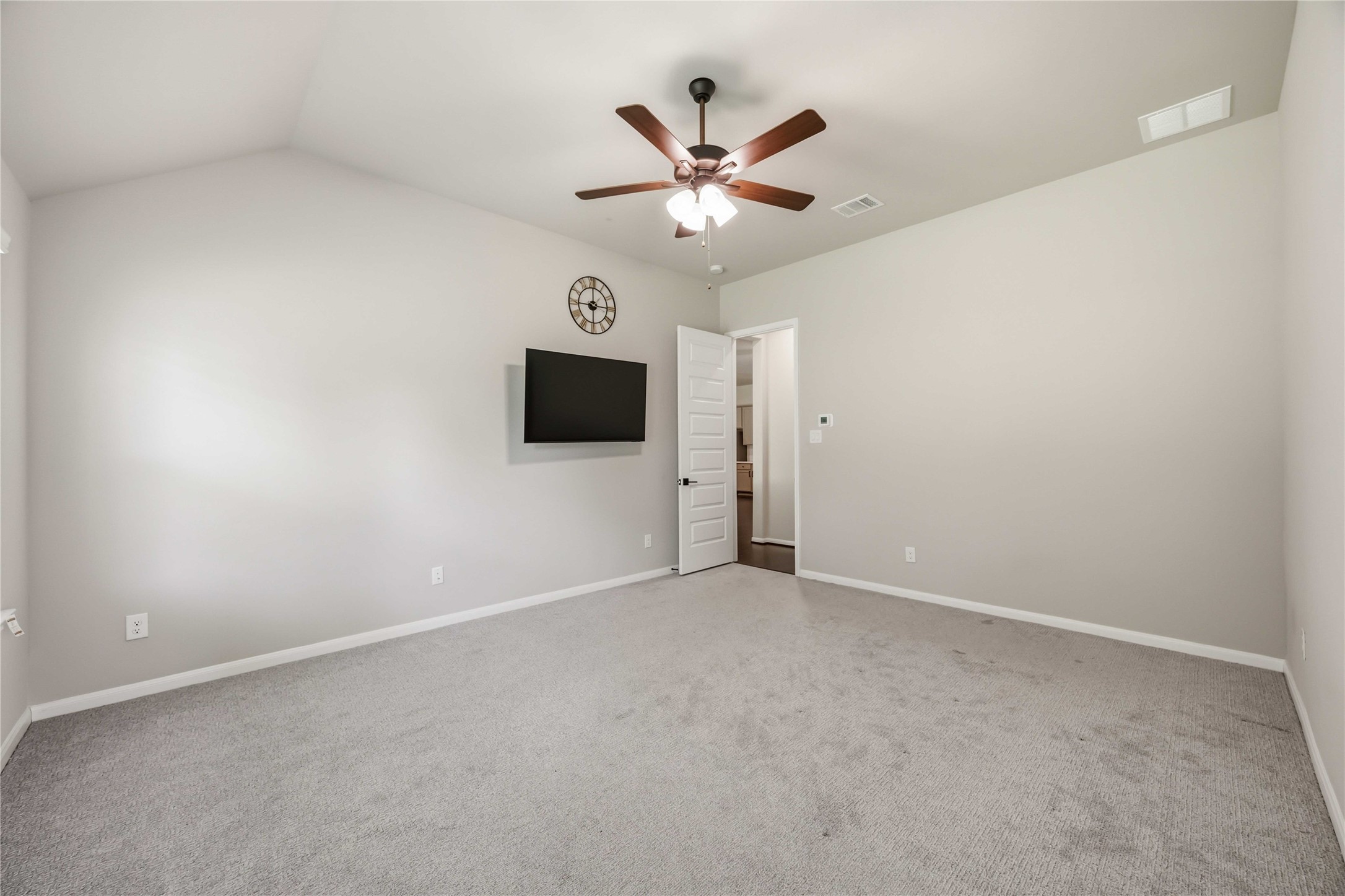 15538 Blue Lake Drive Property Photo 28