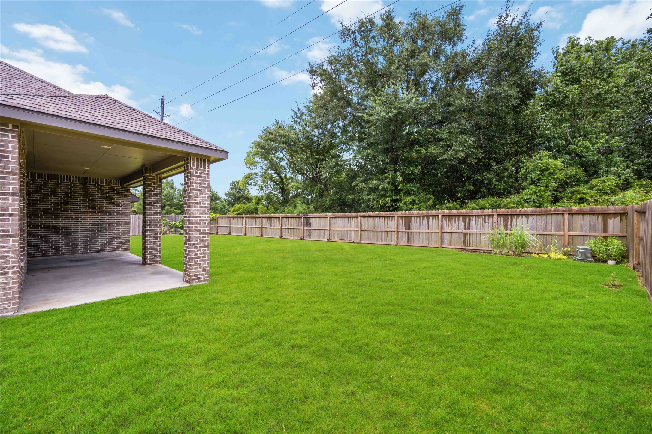 15538 Blue Lake Drive Property Photo 33