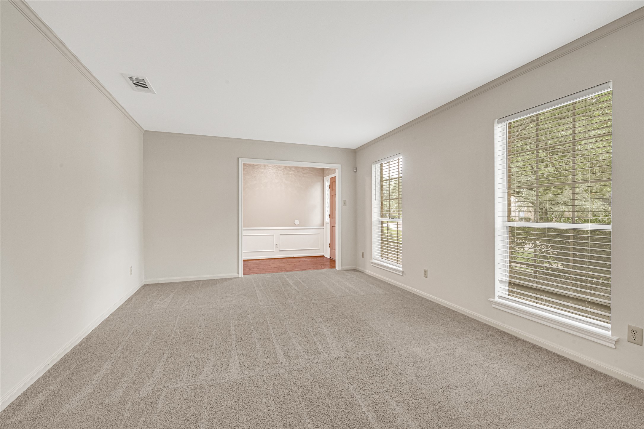 5702 Vestavia Drive Property Photo 6