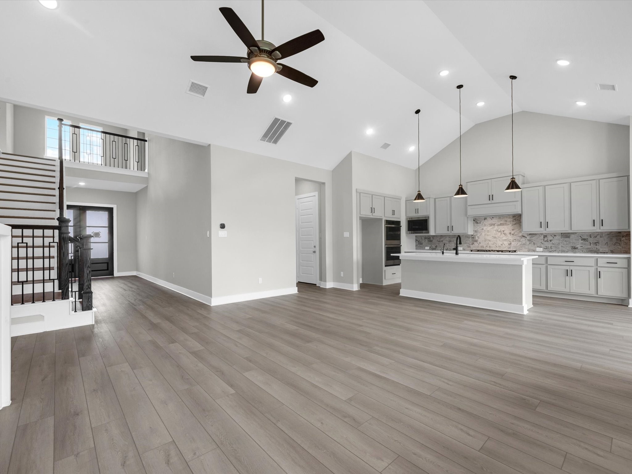 14327 Moonlit Creek Court Property Photo 8
