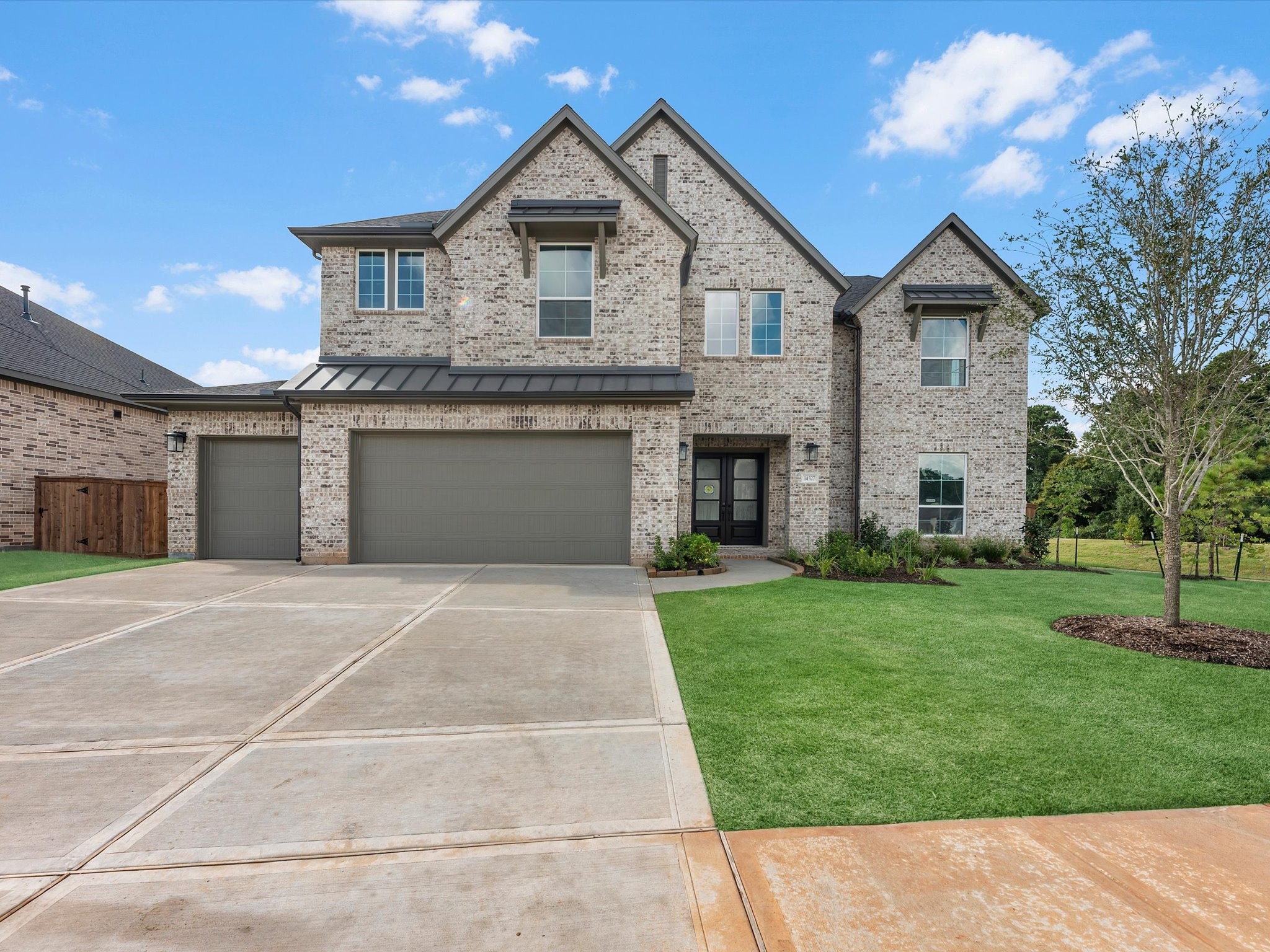 14327 Moonlit Creek Court Property Photo 22
