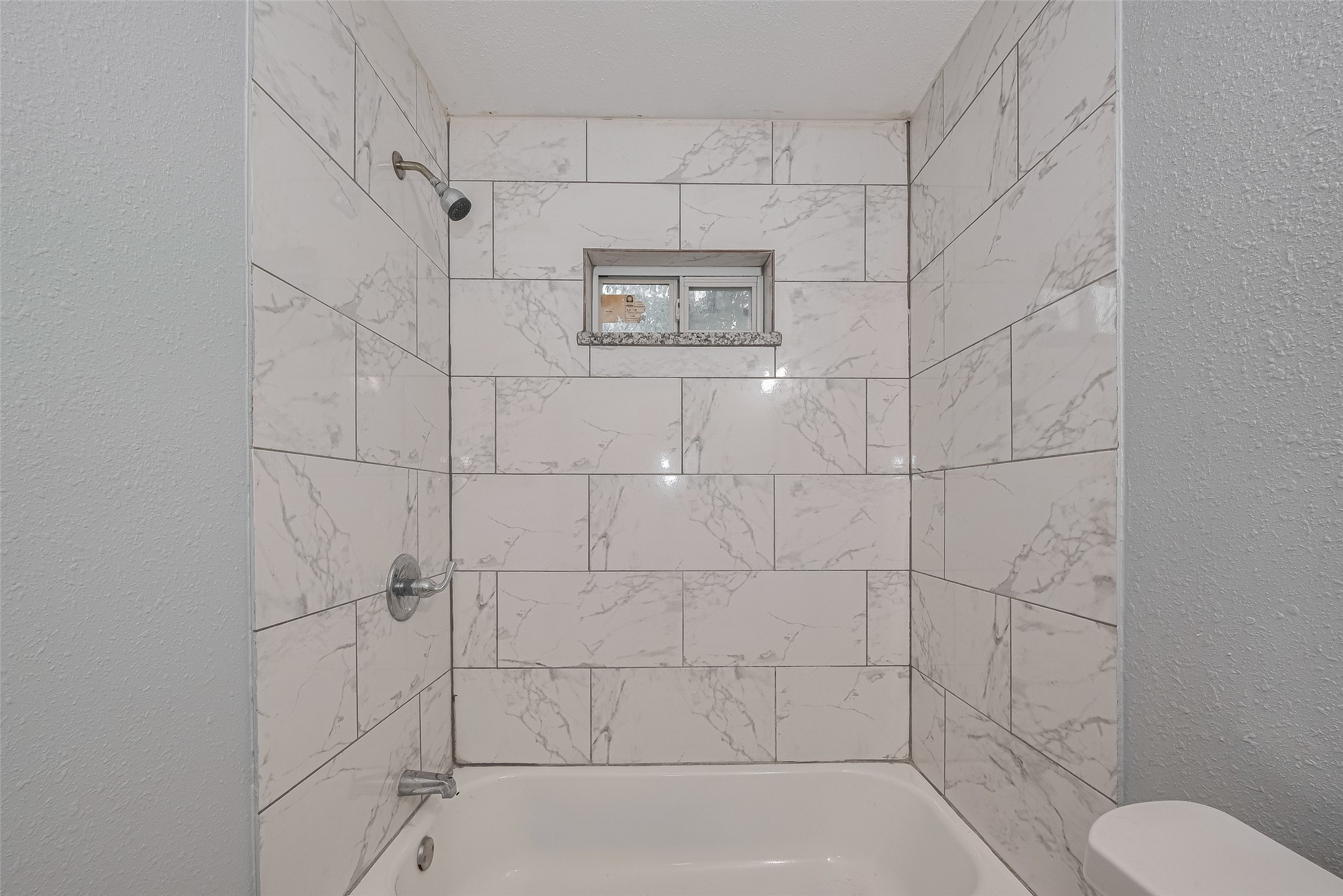 4906 Larkspur Street Property Photo 13