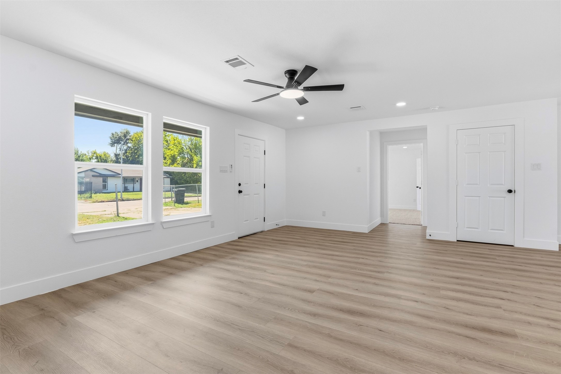 5711 Thrush Drive Property Photo 7