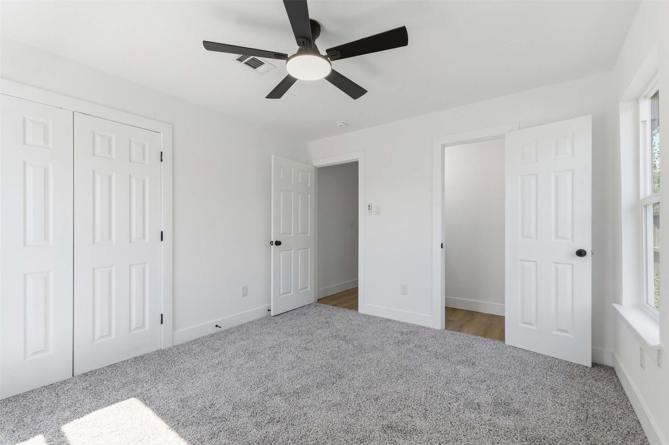 5711 Thrush Drive Property Photo 20