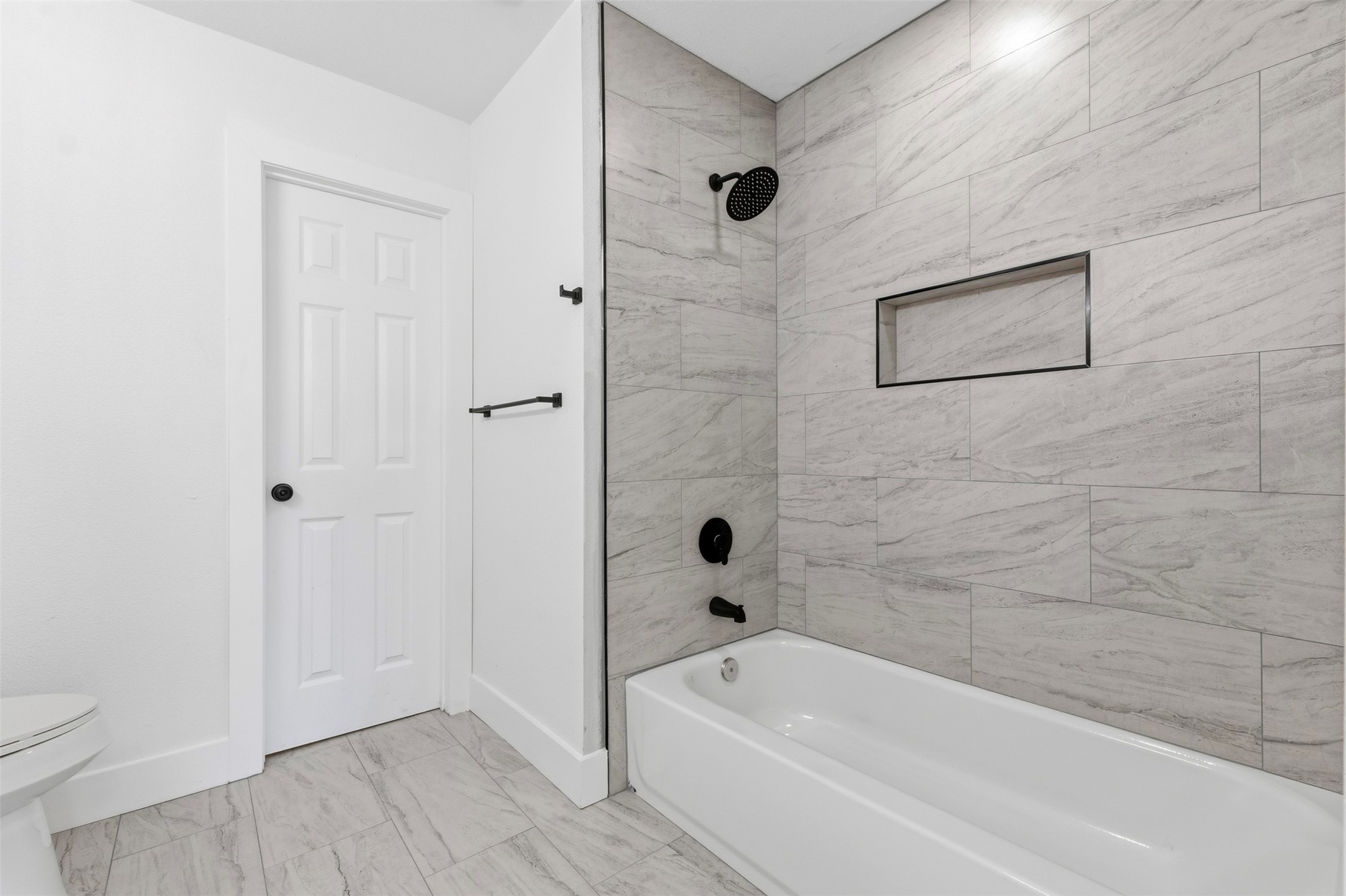 5711 Thrush Drive Property Photo 28