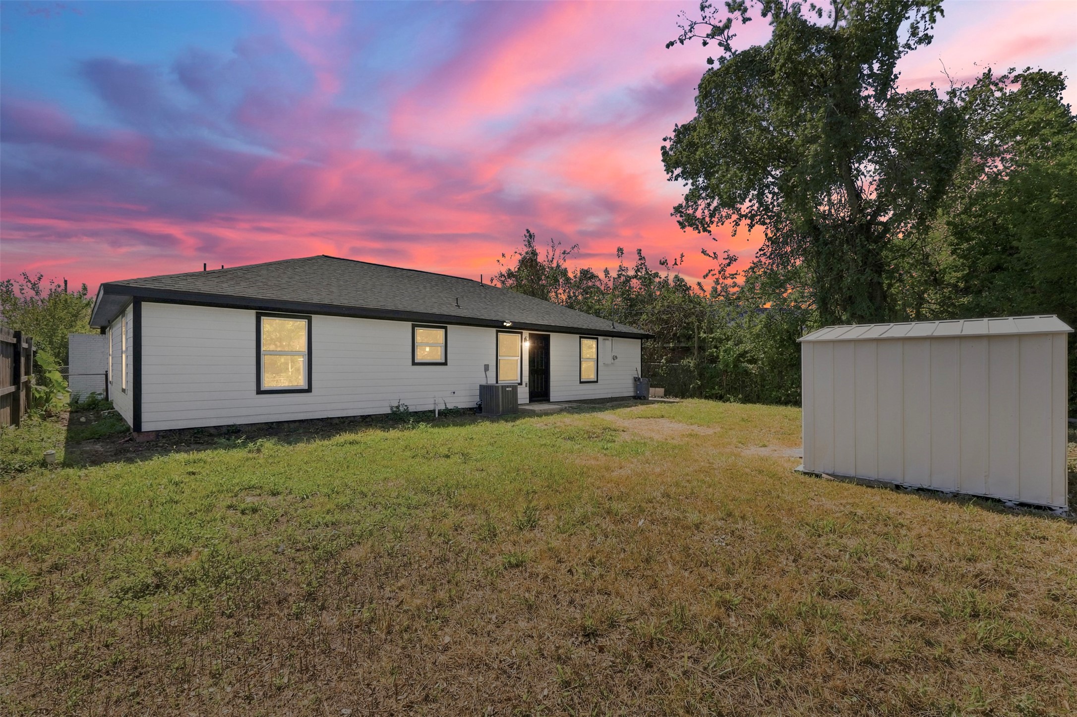 5711 Thrush Drive Property Photo 35