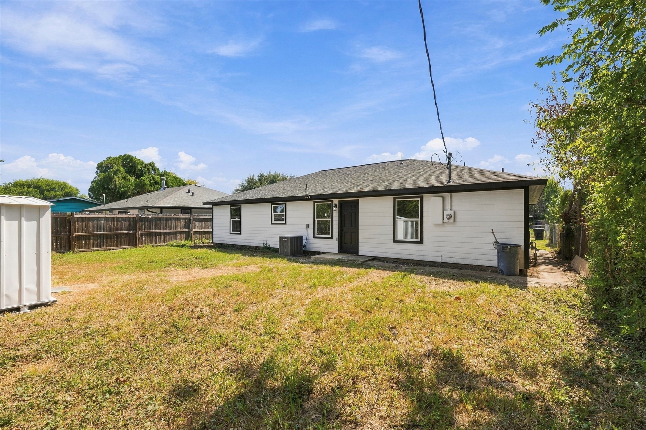 5711 Thrush Drive Property Photo 38