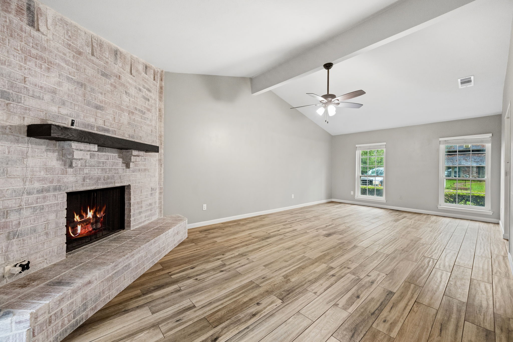 3223 Park Garden Drive Property Photo 5