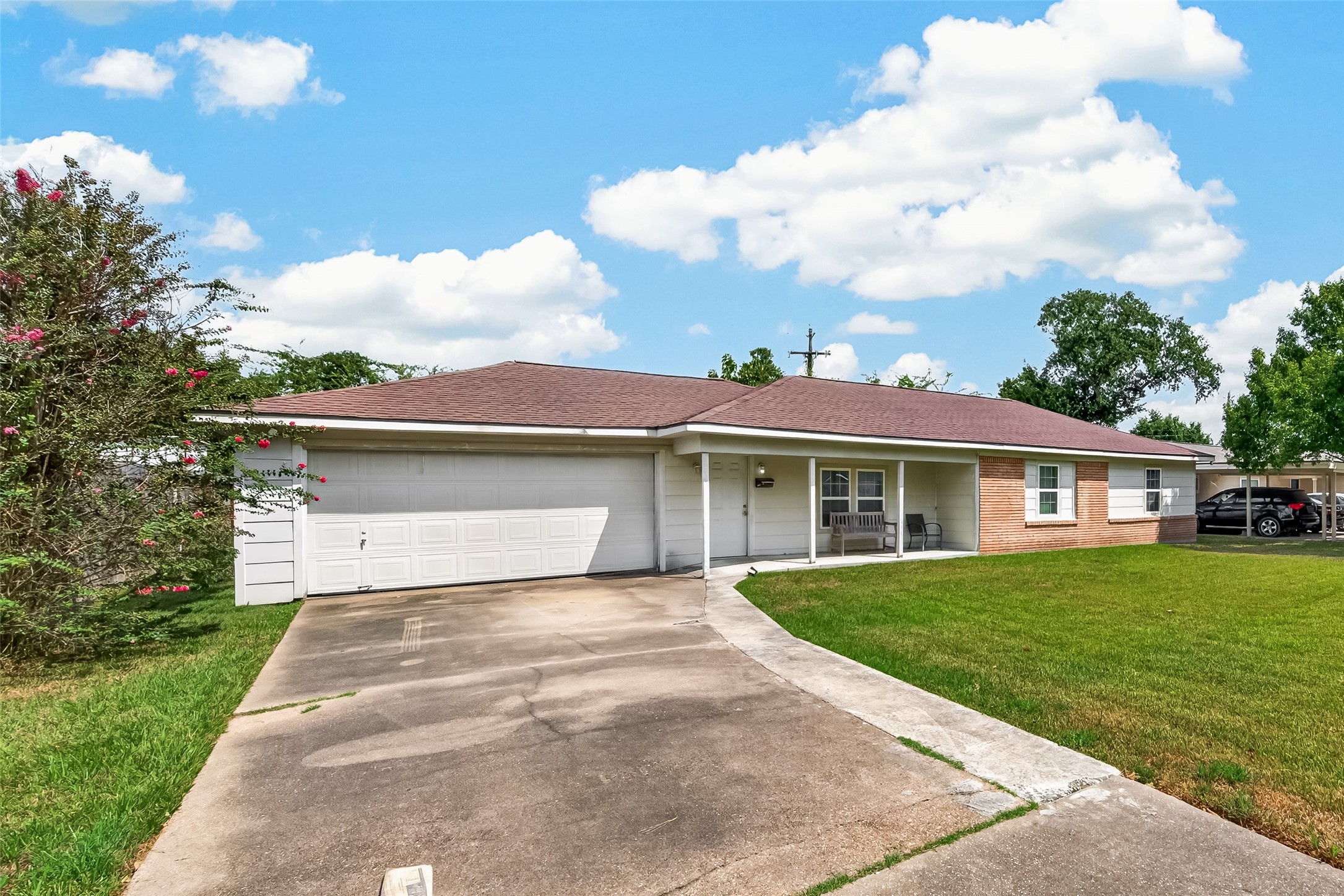 10410 Moorberry Lane Property Photo 2