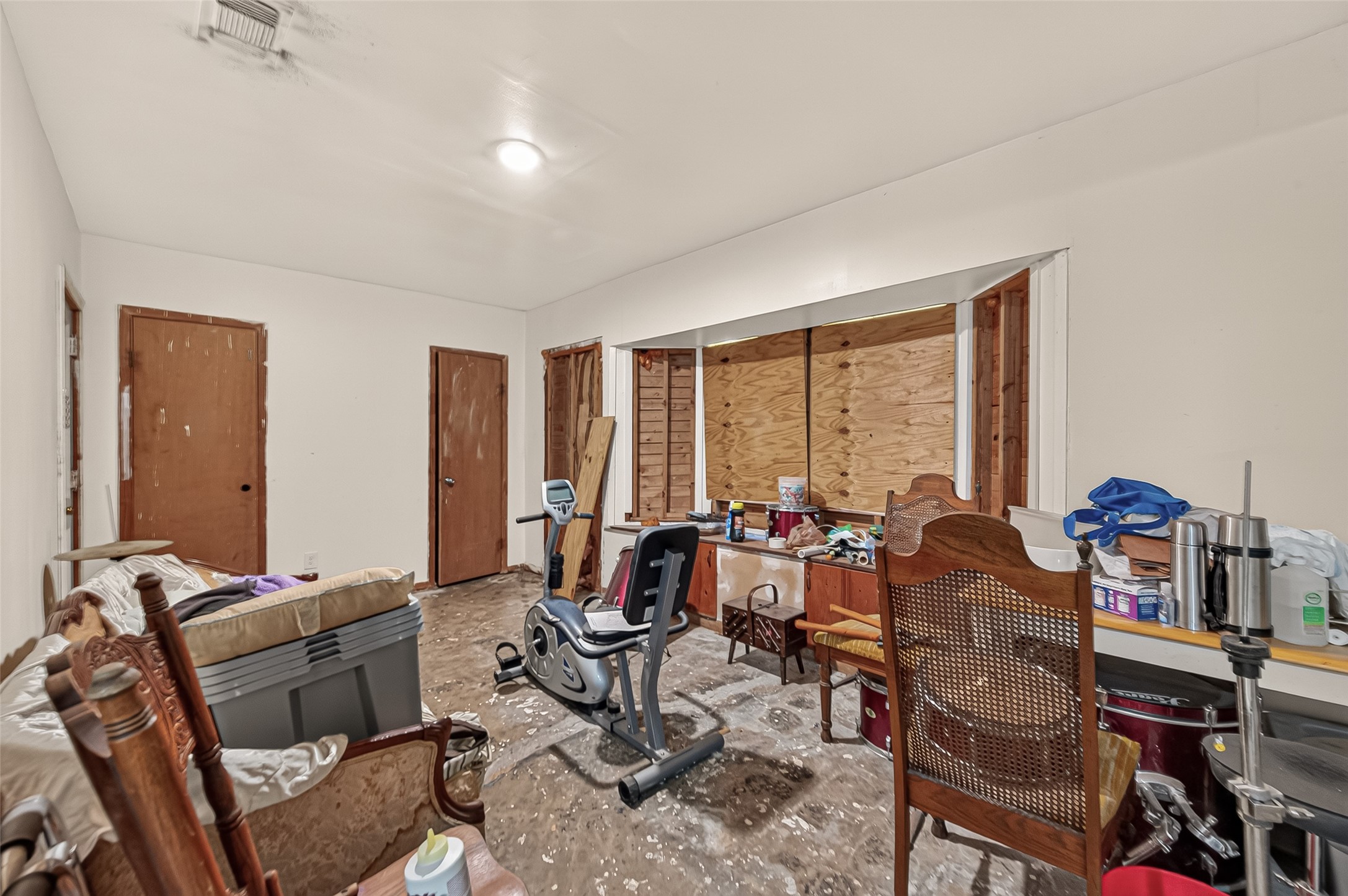 10410 Moorberry Lane Property Photo 7