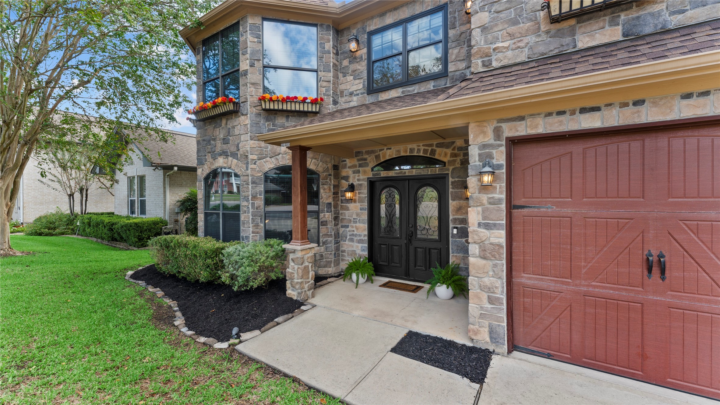 1600 Wimbledon Drive Property Photo 4