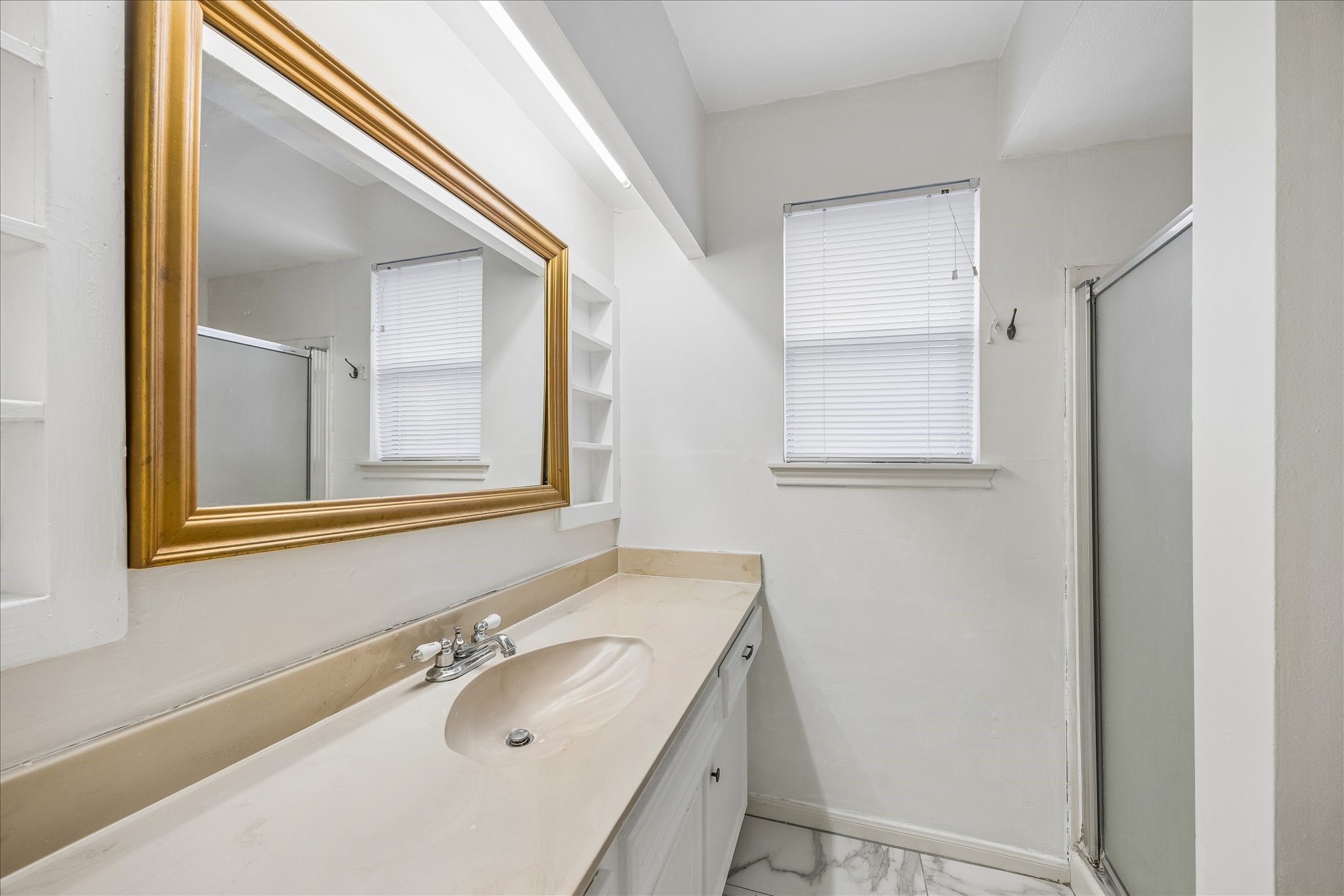 11926 Waldemar Drive Property Photo 15
