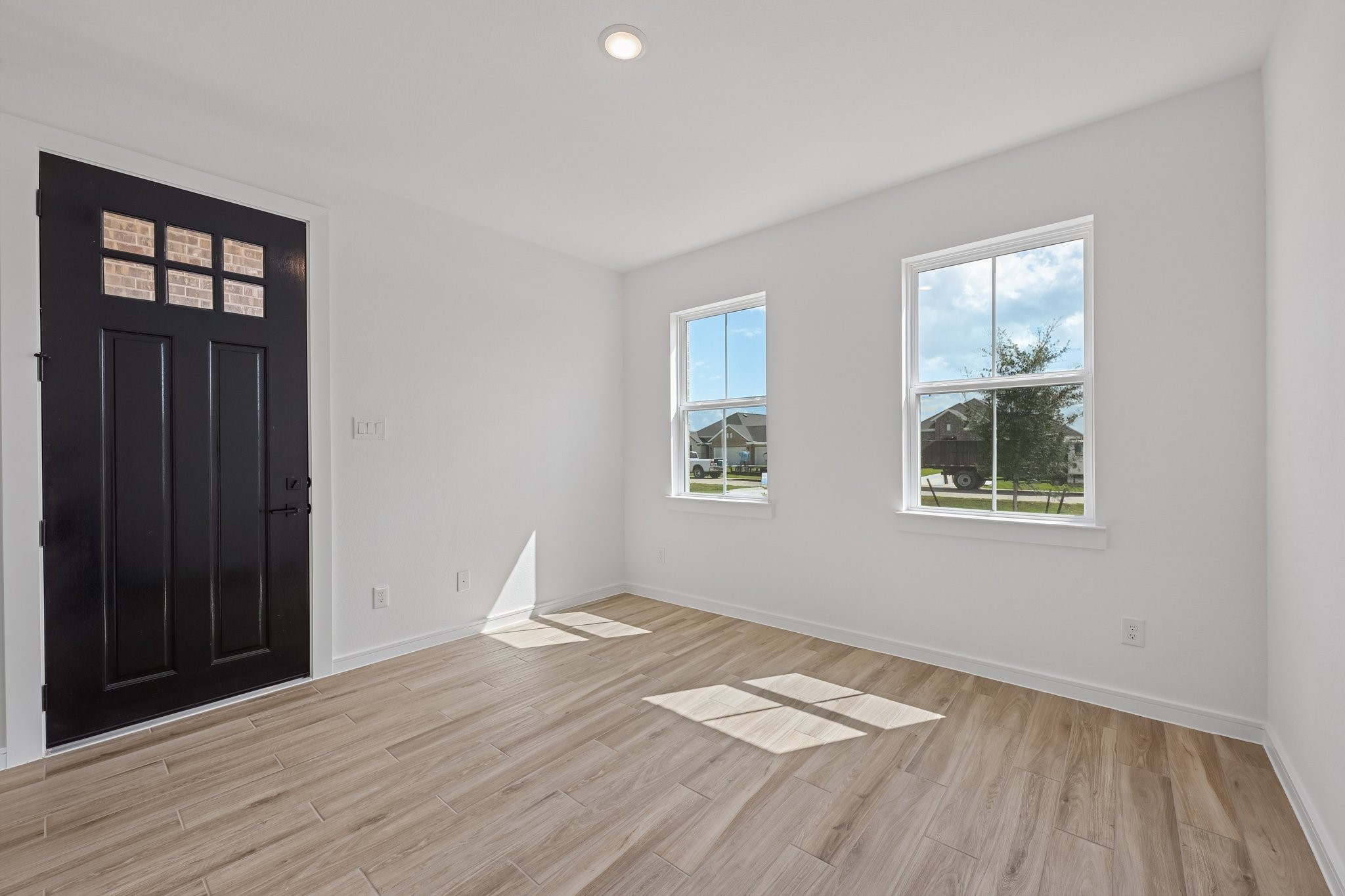 218 Dunovant Drive Property Photo 3