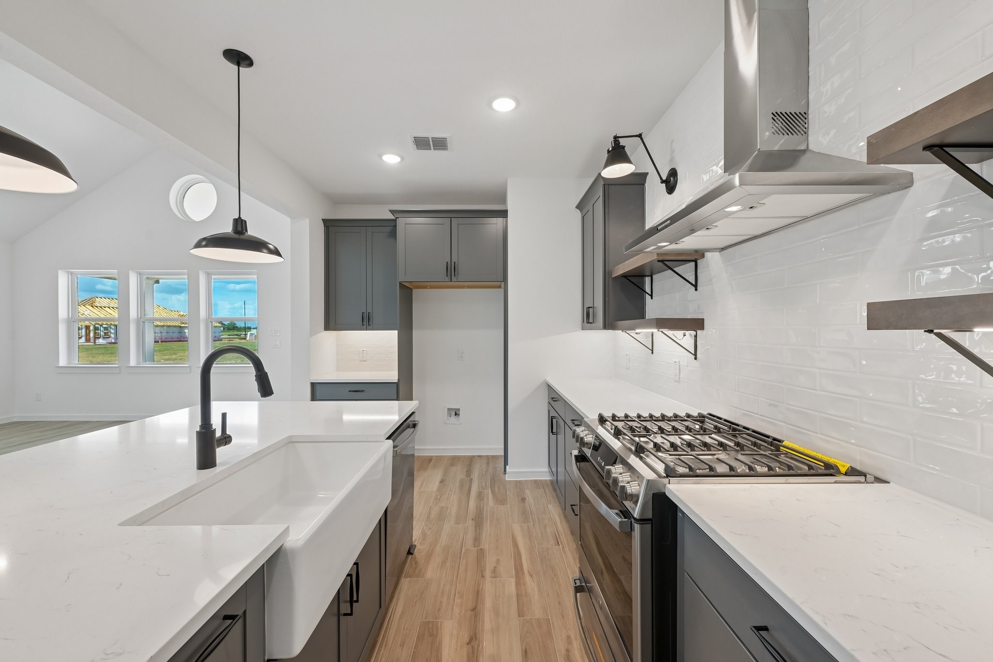 218 Dunovant Drive Property Photo 3
