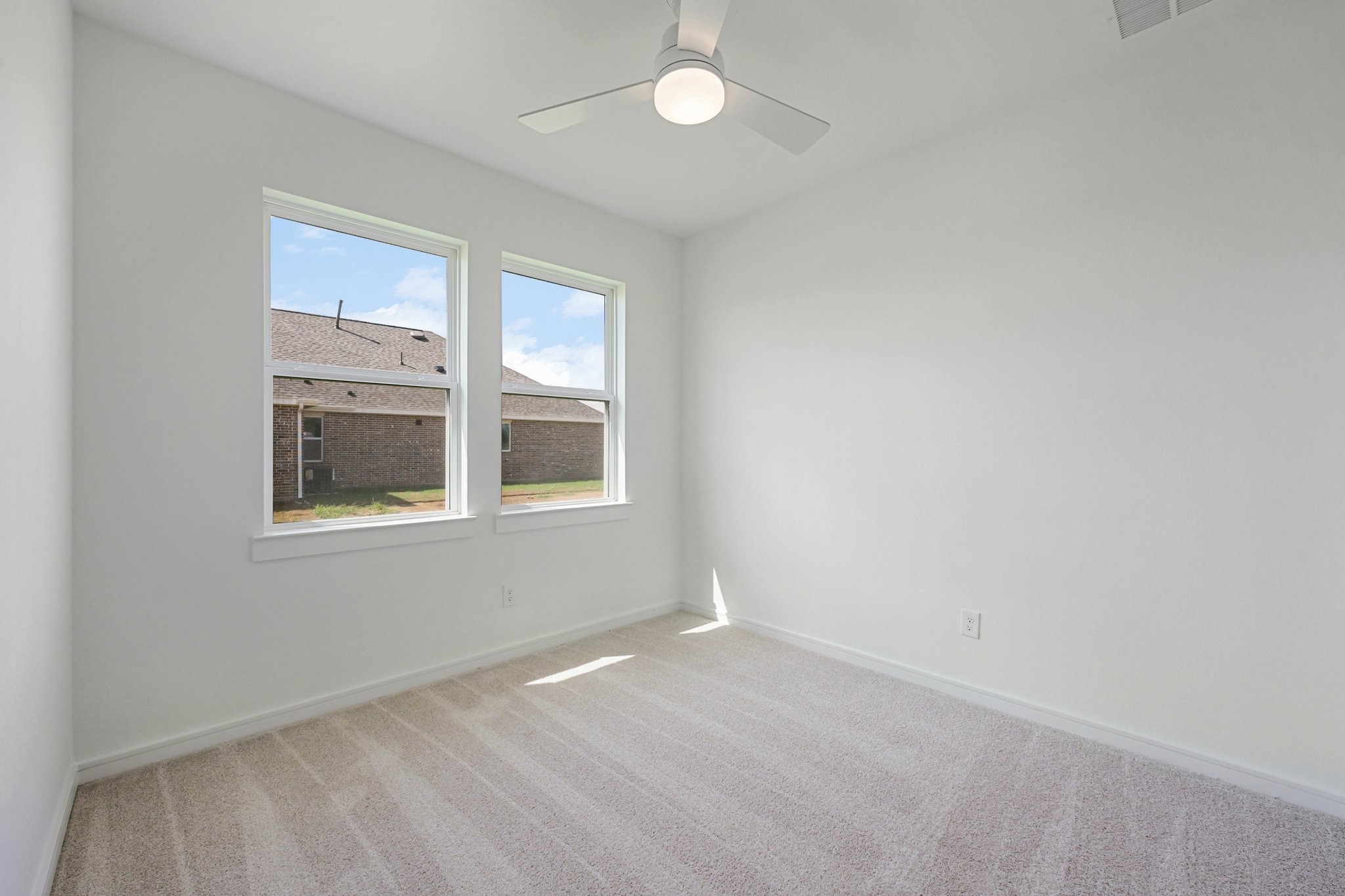 218 Dunovant Drive Property Photo 4
