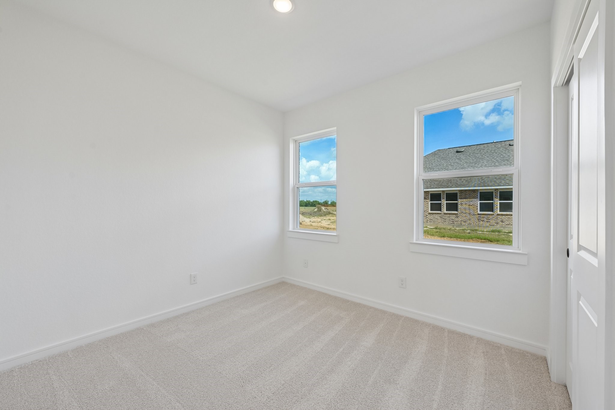 218 Dunovant Drive Property Photo 16