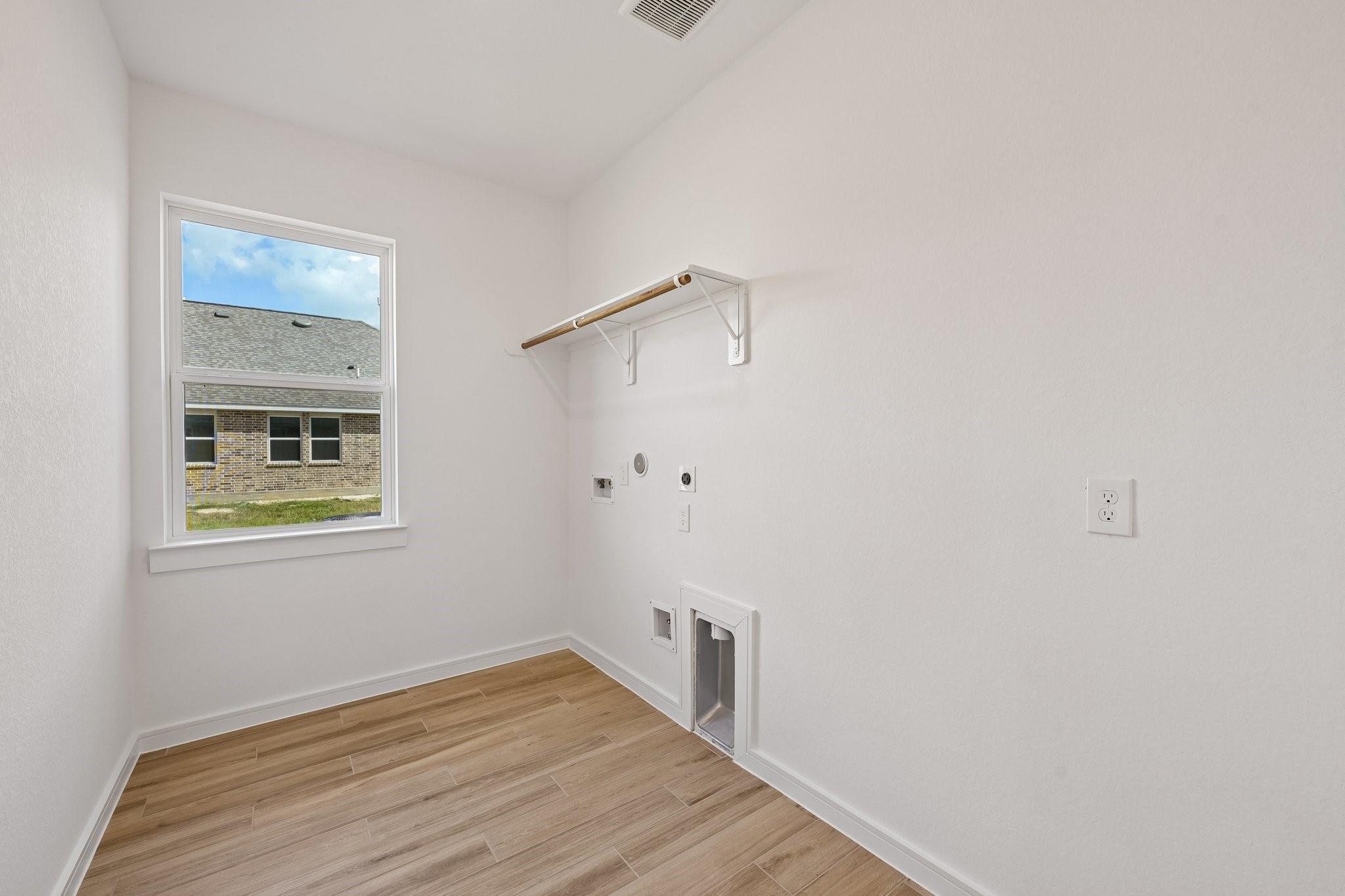 218 Dunovant Drive, Sealy Tx 77474 Property Photo 21
