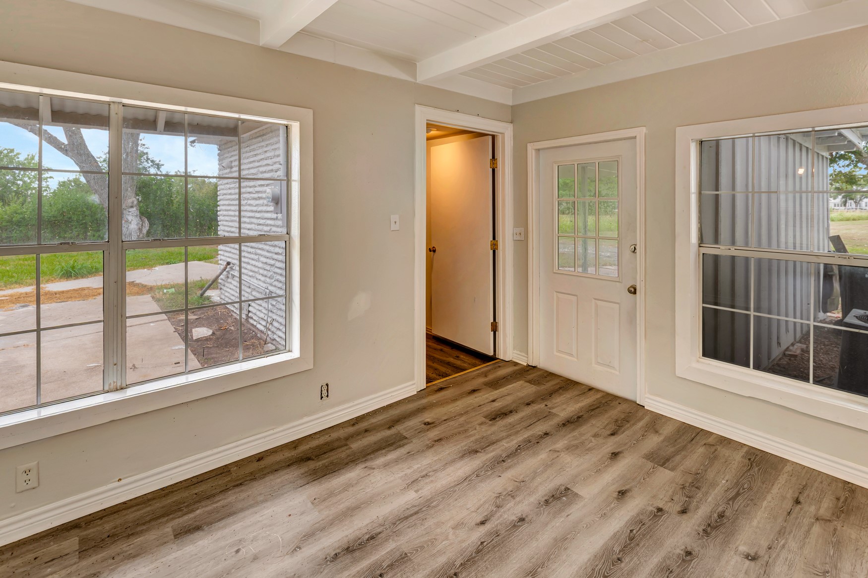 611 Sarah Street Property Photo 15