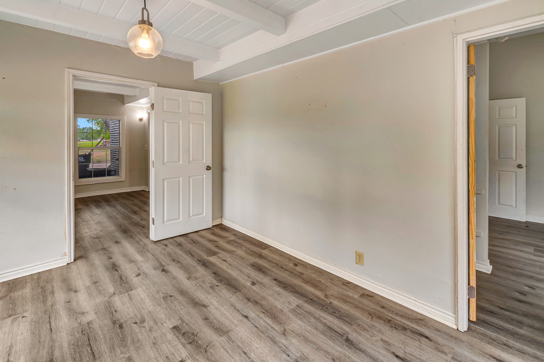 611 Sarah Street Property Photo 35