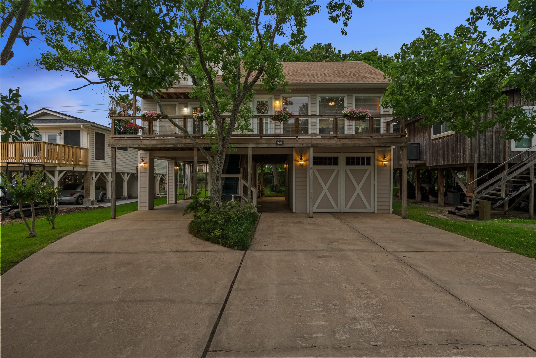 268 Seminole Drive Property Photo 3