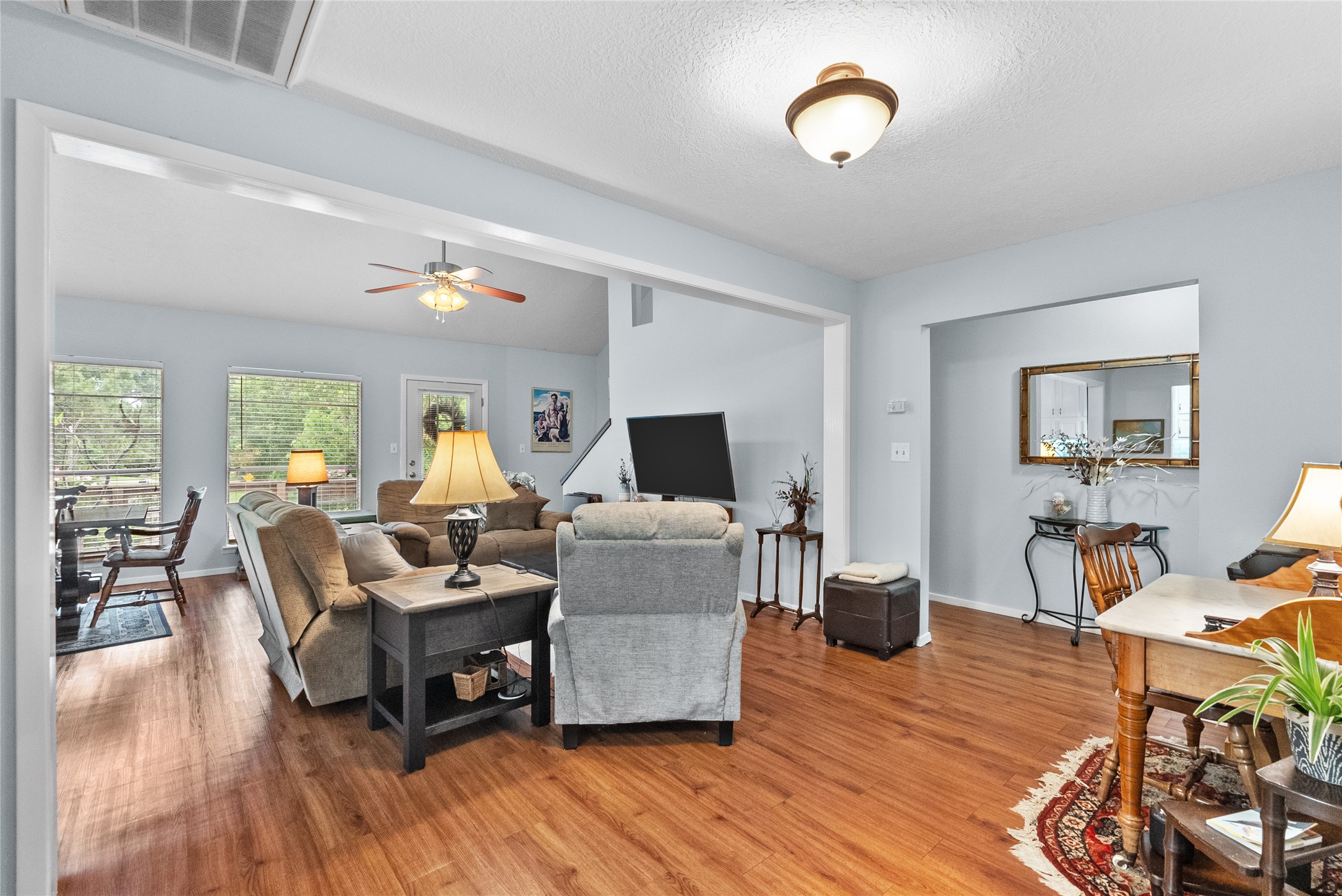 268 Seminole Drive Property Photo 7