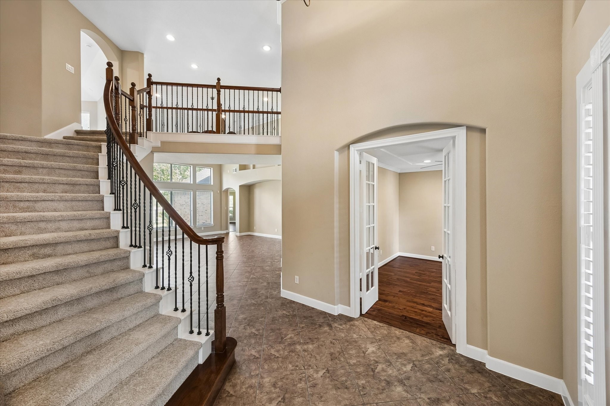 18715 N Thomas Shore Drive Property Photo 4