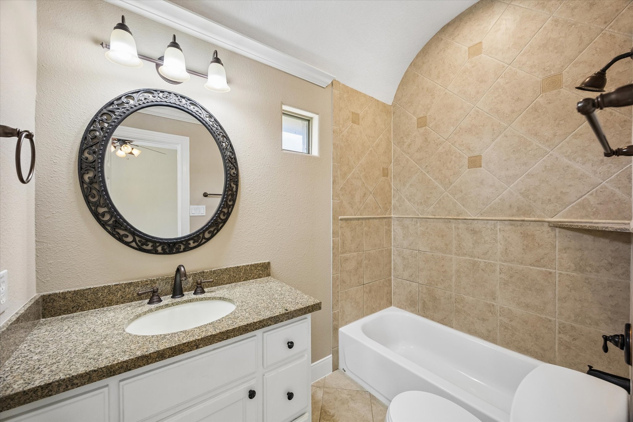 18715 N Thomas Shore Drive Property Photo 30