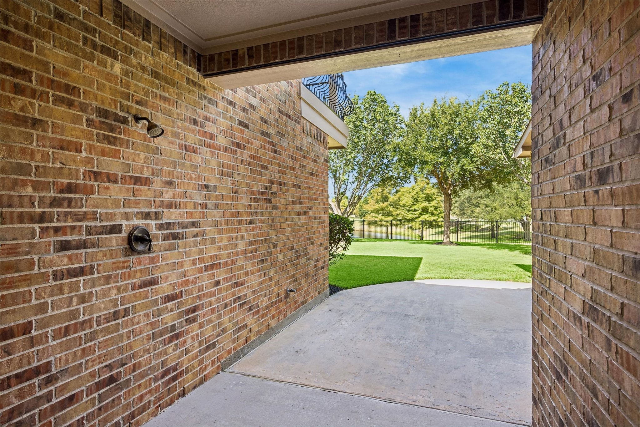18715 N Thomas Shore Drive Property Photo 37