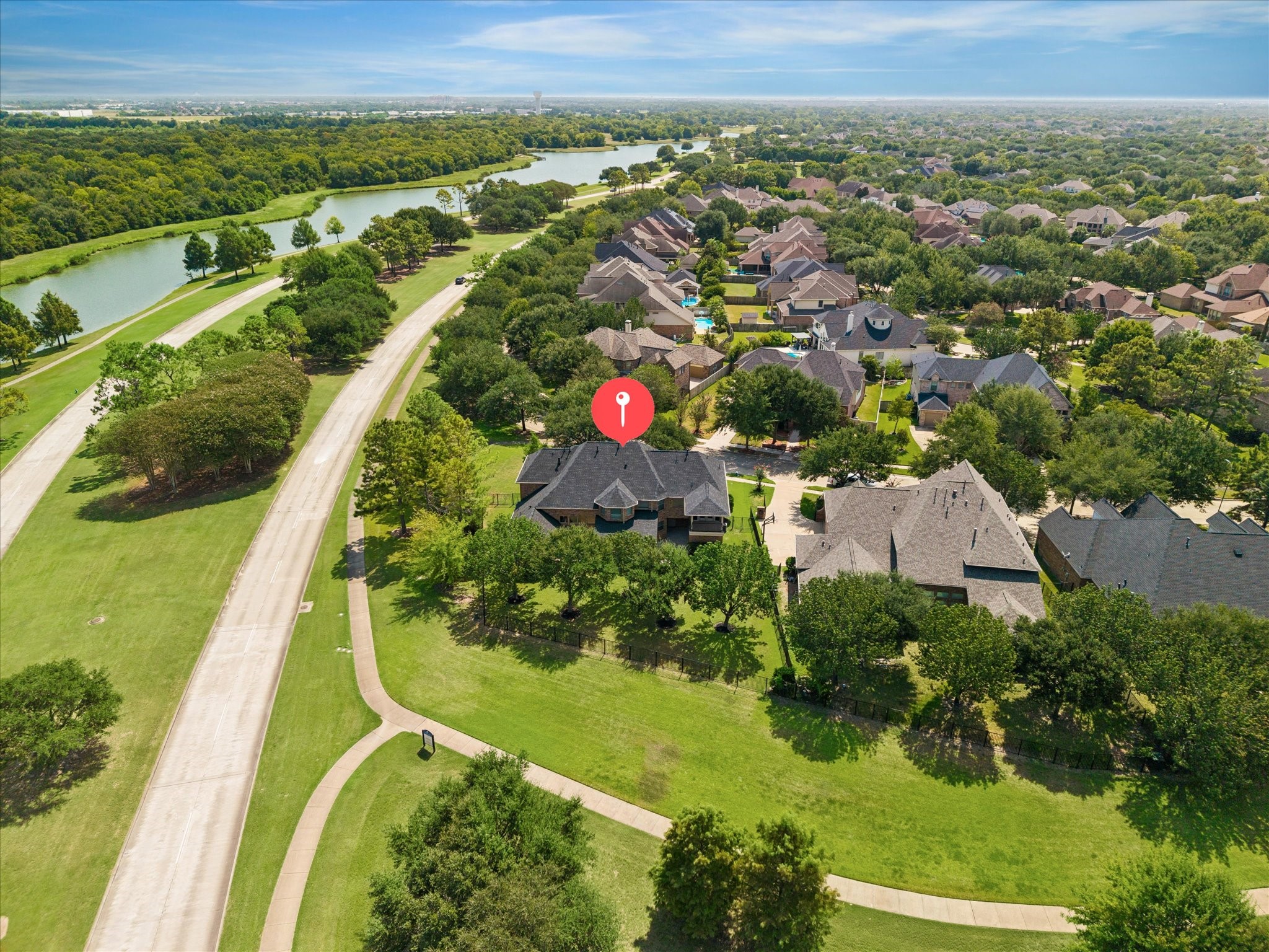 18715 N Thomas Shore Drive Property Photo 43
