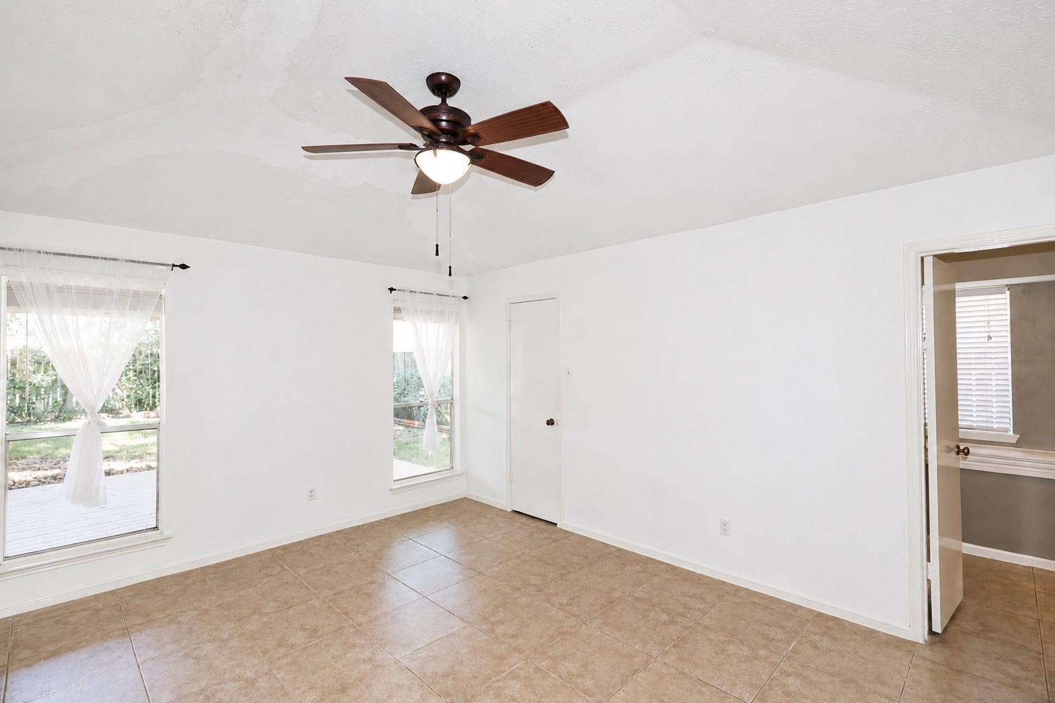 7126 Buchanan Drive Property Photo 10