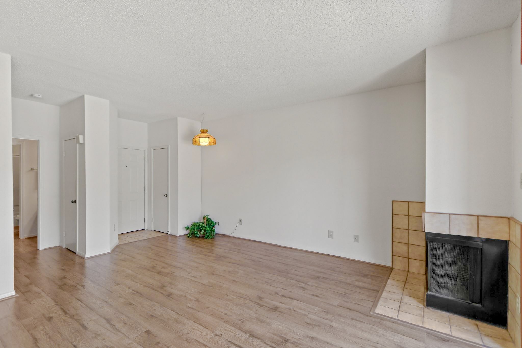 8365 Sands Point Drive 221 Property Photo 4