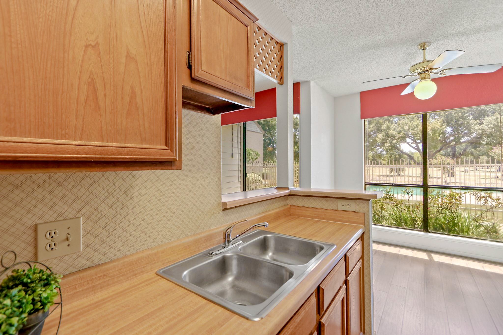 8365 Sands Point Drive 221 Property Photo 5