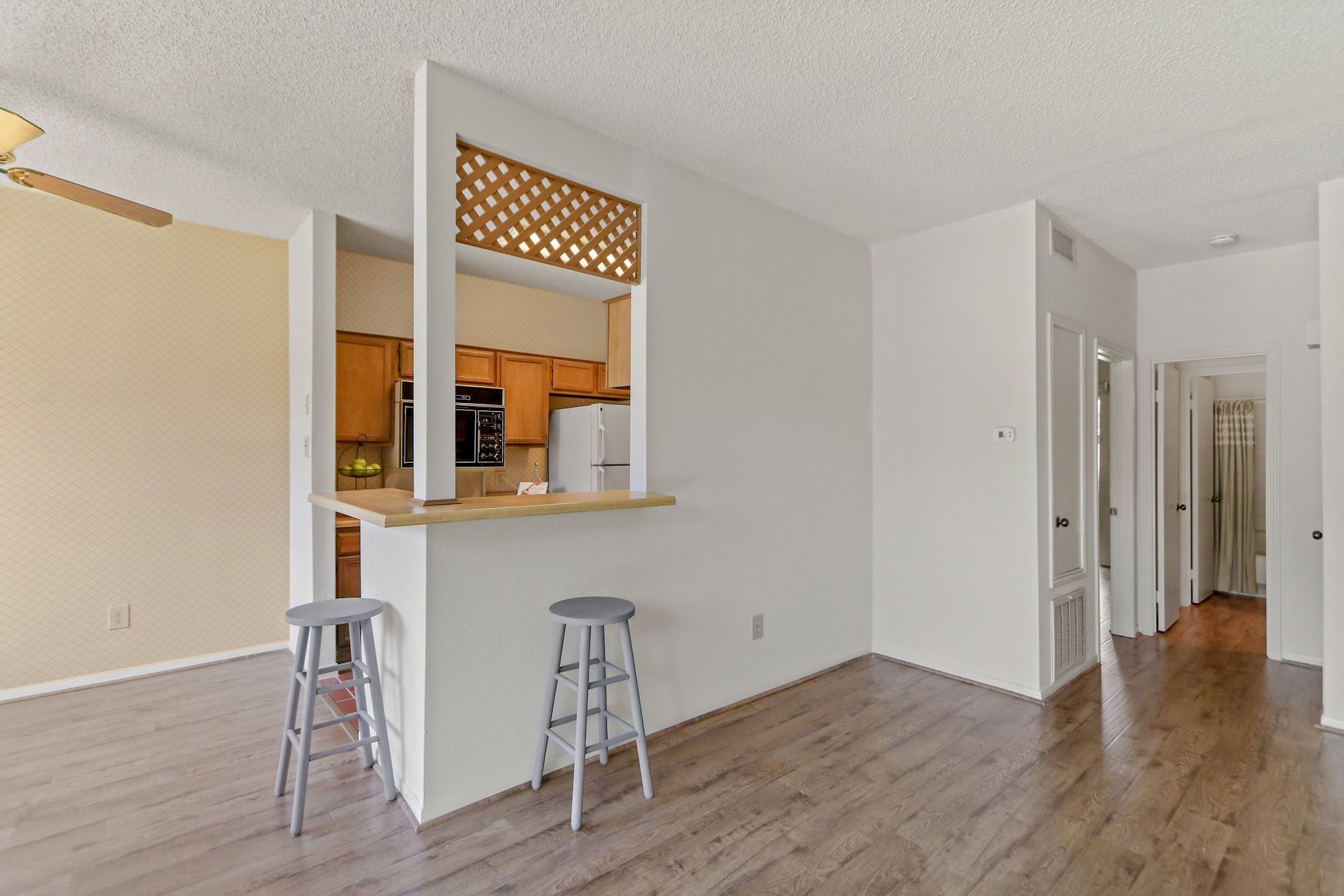 8365 Sands Point Drive 221 Property Photo 12