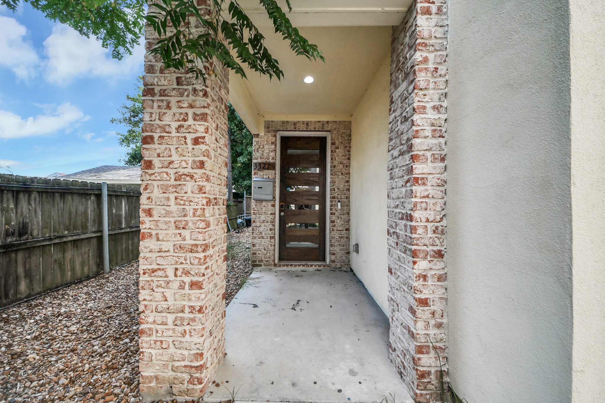 3327 Kilgore Street D Property Photo 1