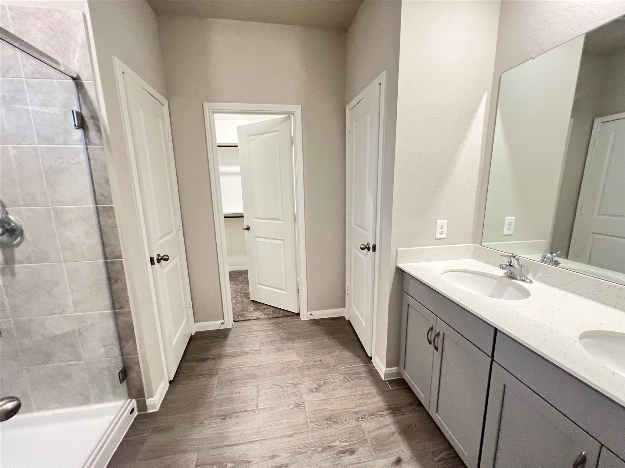 27103 Blue Pool Drive Property Photo 20