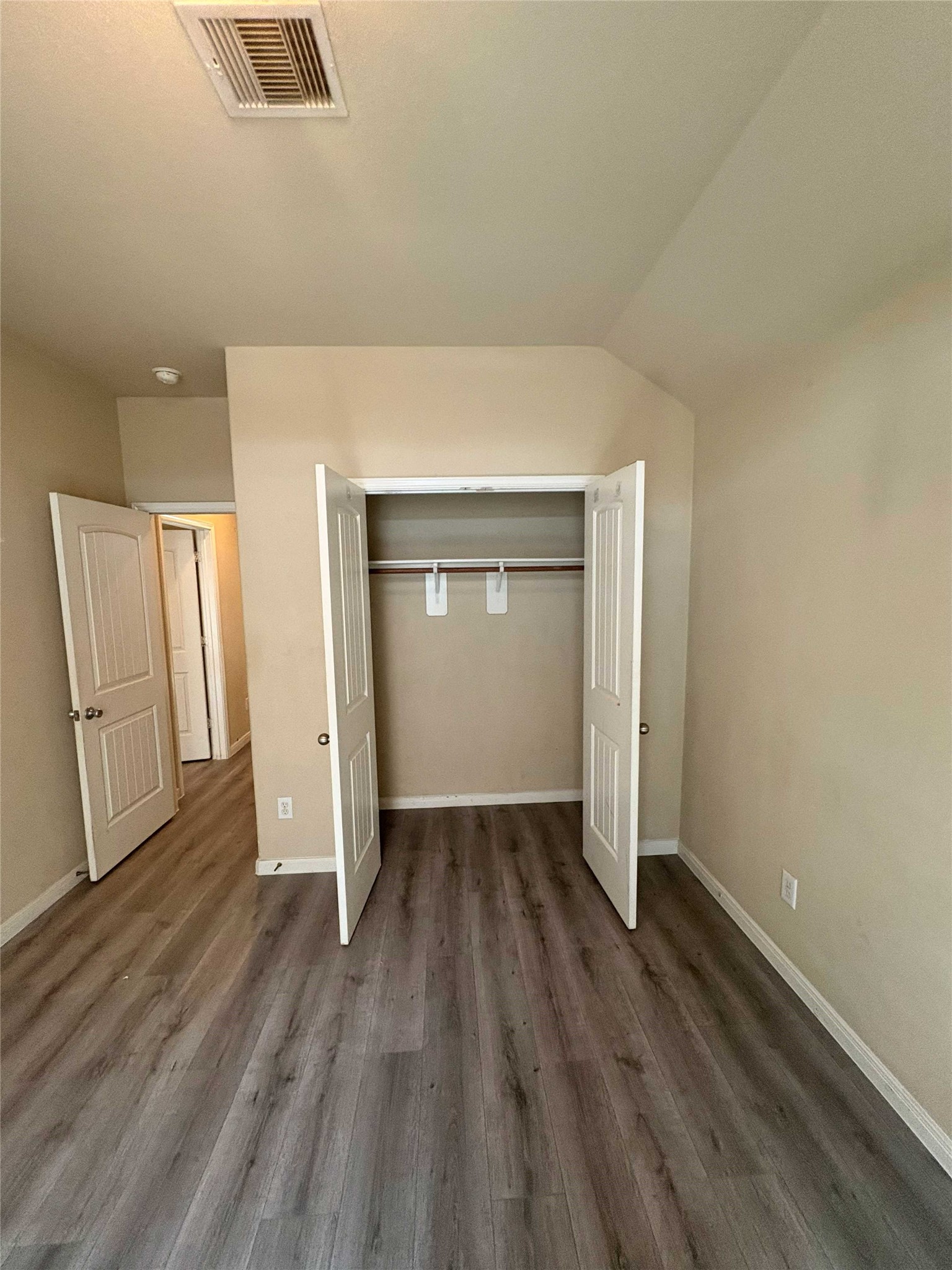 4423 Fenetre Forest Street Property Photo 11