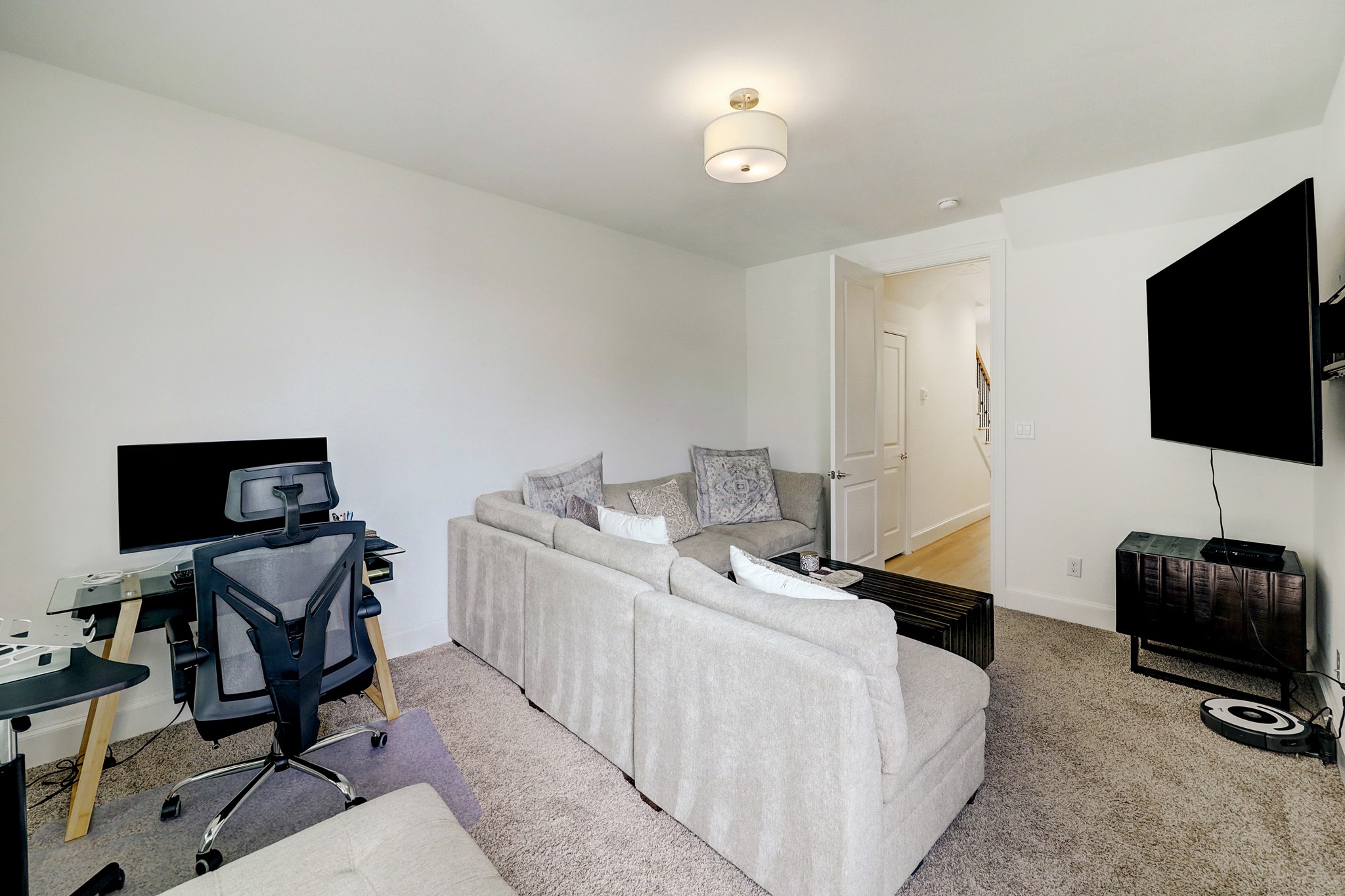 10923 Grove Tree Lane Property Photo 4