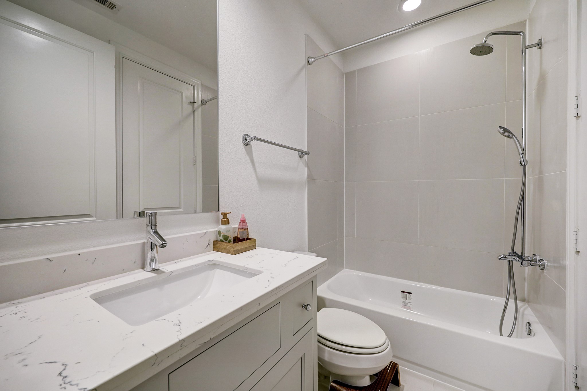 10923 Grove Tree Lane Property Photo 5