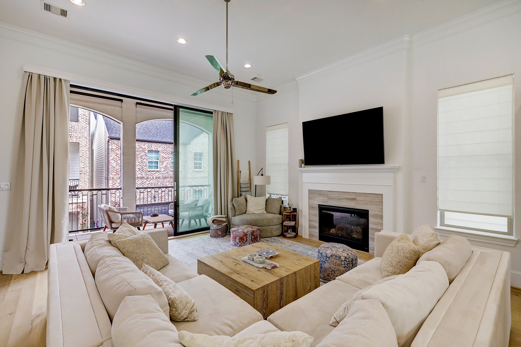 10923 Grove Tree Lane Property Photo 11