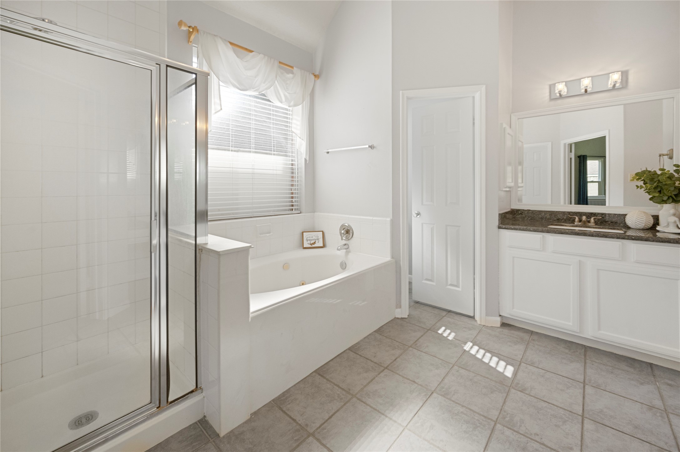 4335 Alysheba Lane Property Photo 24