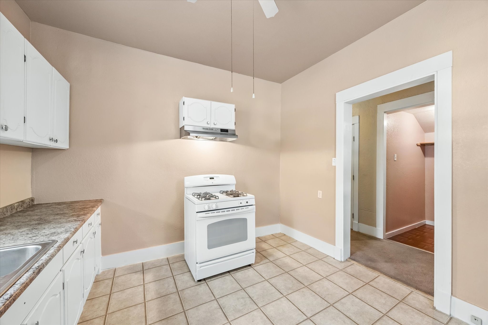 910 32nd Street Property Photo 6