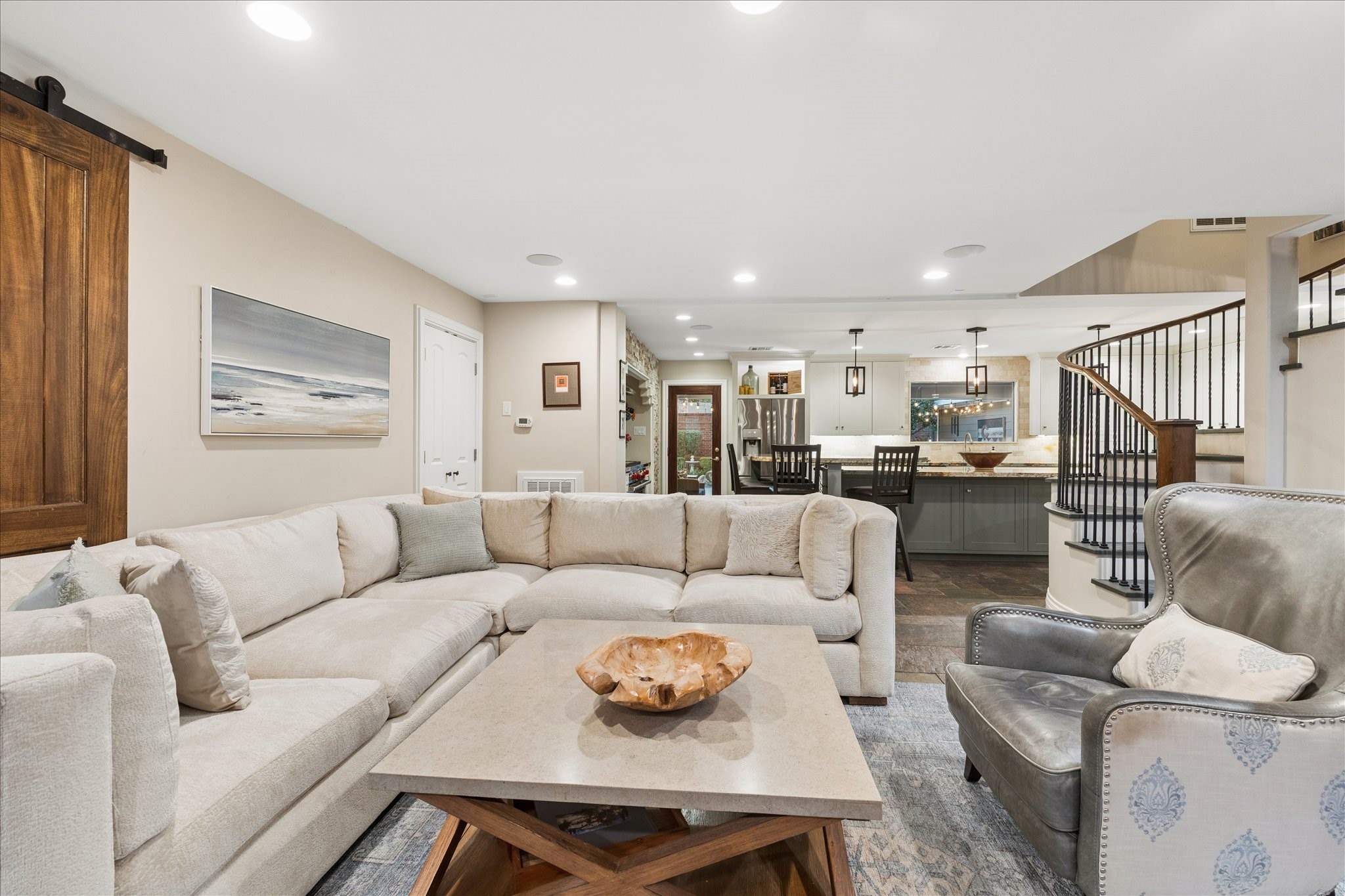 13723 Taylorcrest Road Property Photo 8