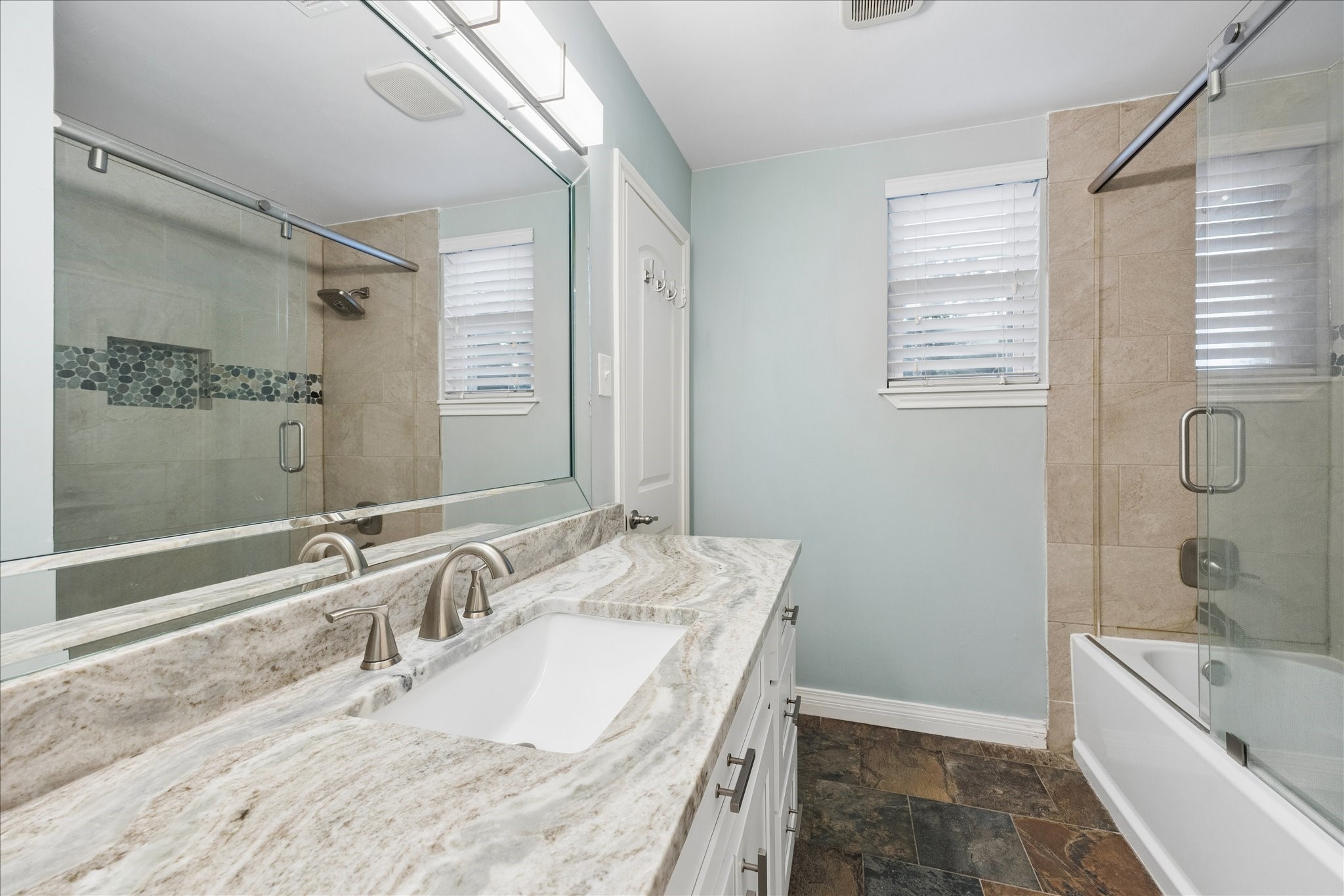 13723 Taylorcrest Road Property Photo 25