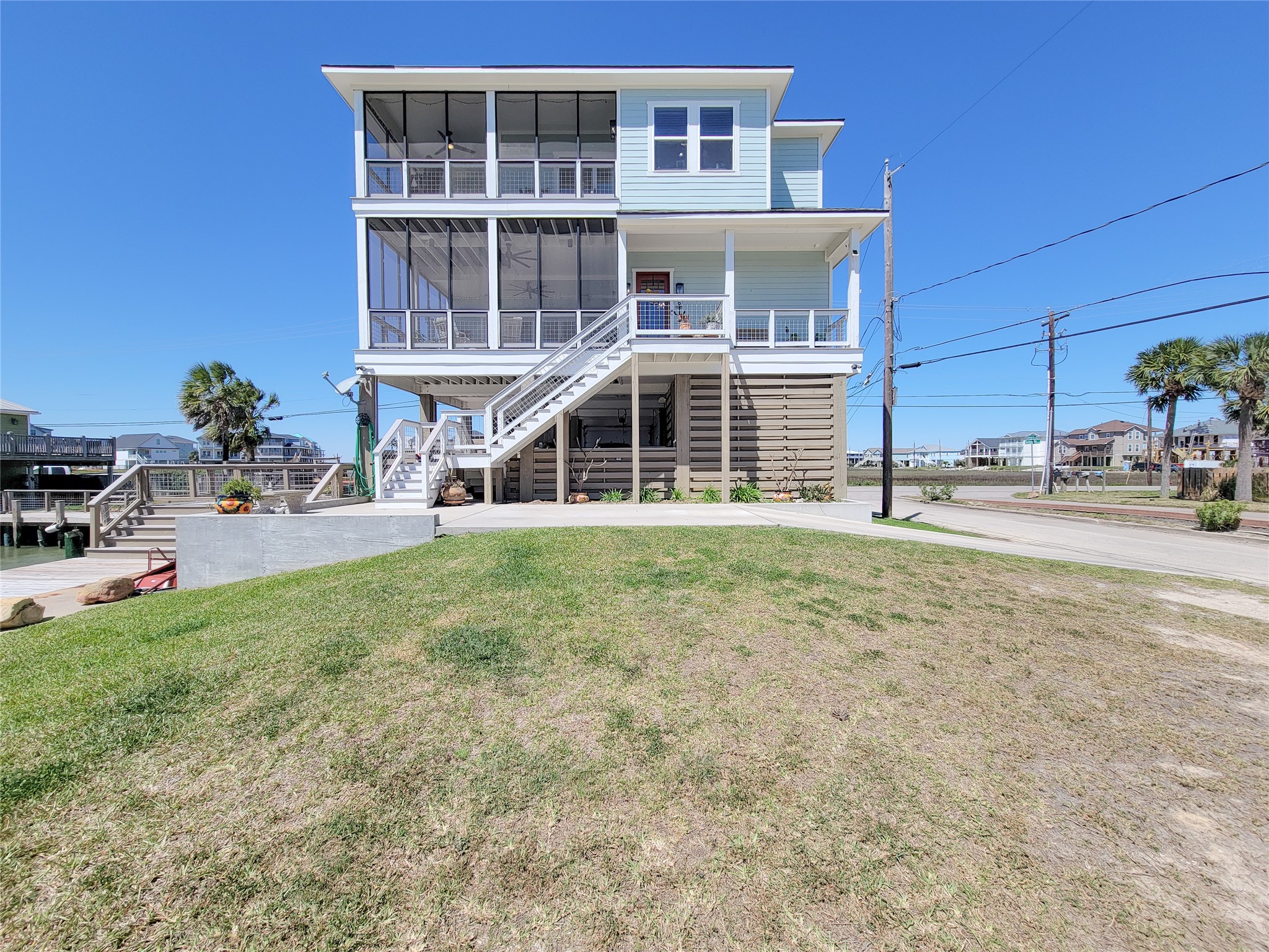 1001 Bamar Lane Property Photo 3
