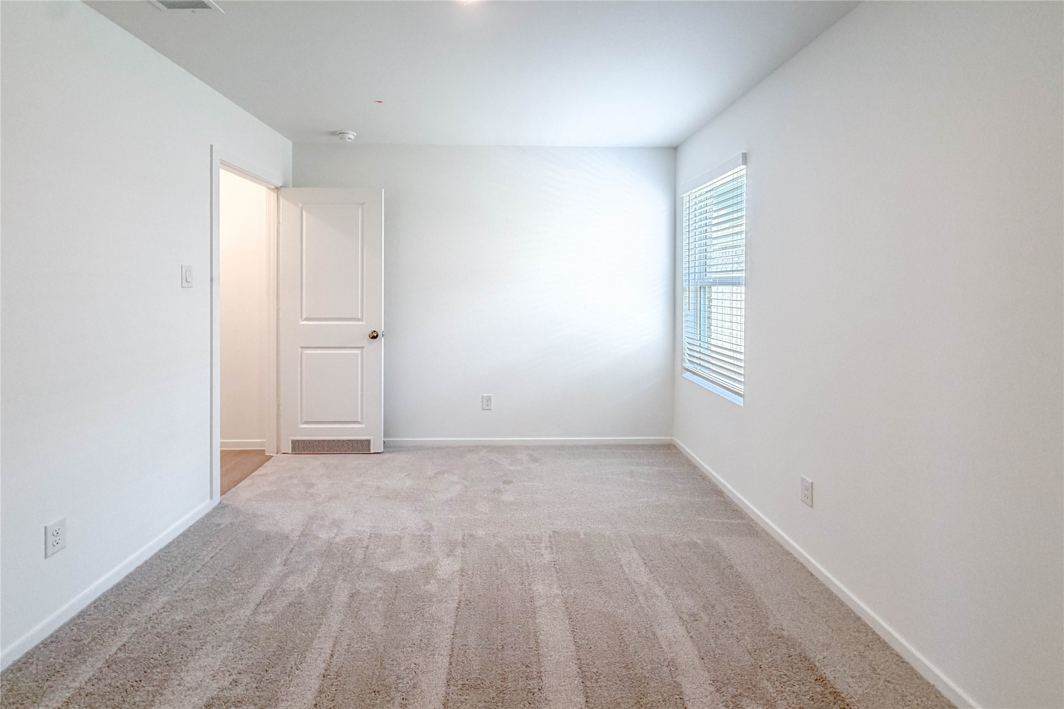 3005 Highbank Drive Property Photo 11